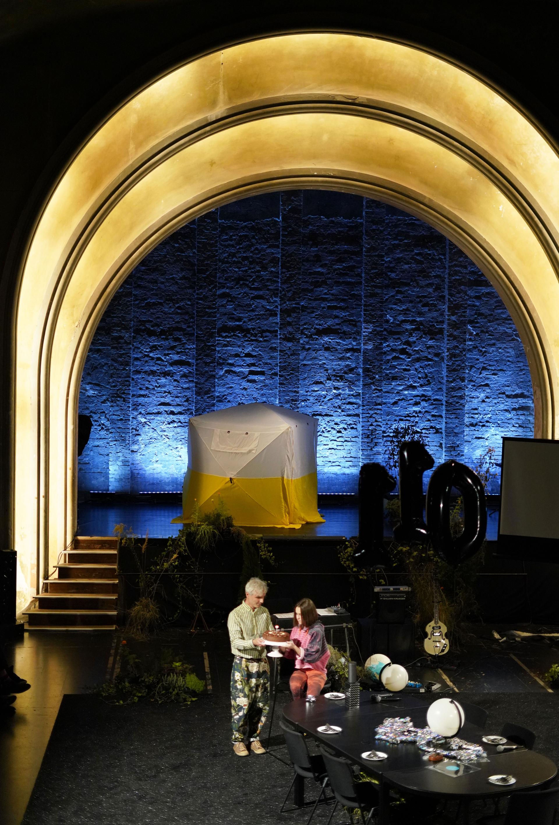 Antonis Anissegos, Elisa Fluch